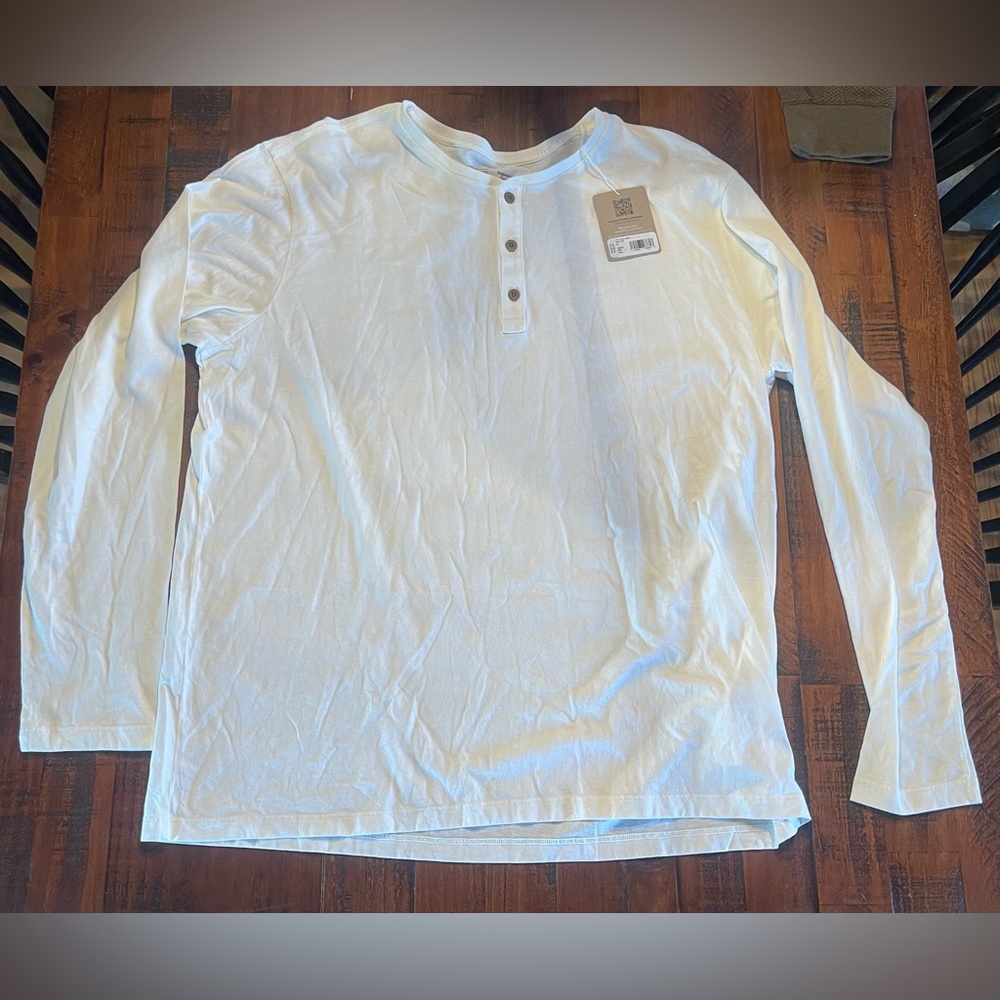 Patagonia Men's Cream Long Sleeve Henley